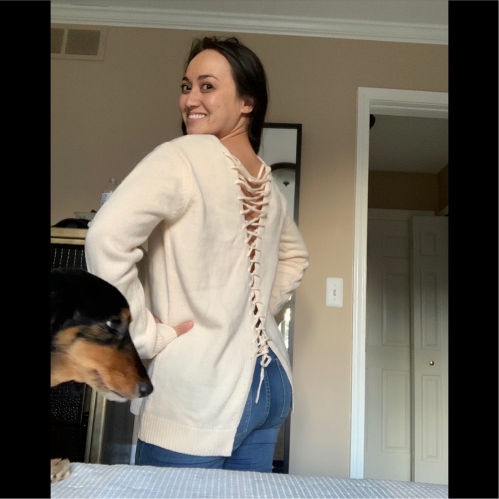 Tobi Shallow Waters‎ Lace Up Cream Sweater size small